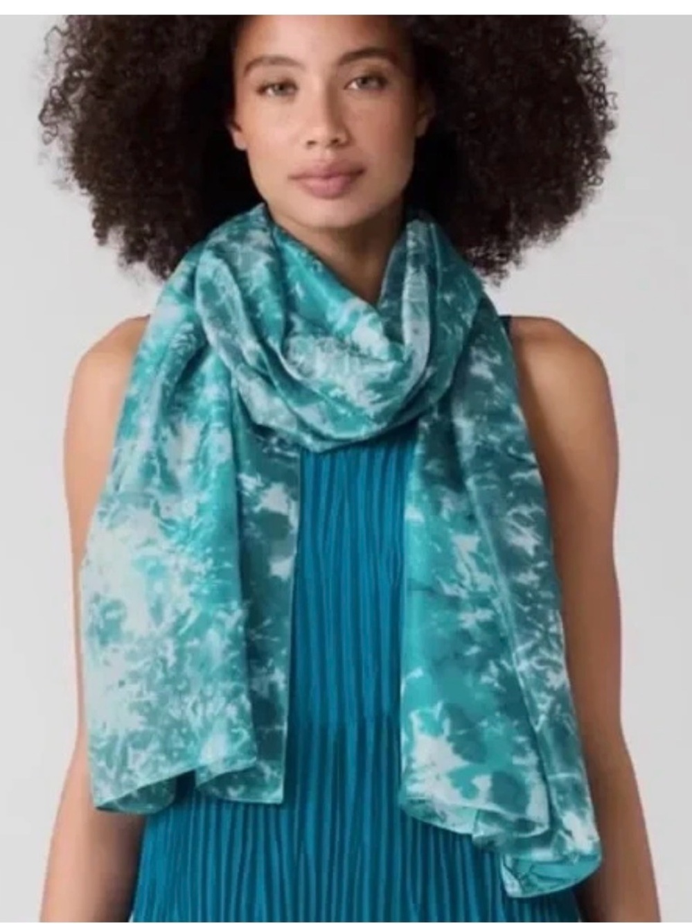 Eileen Fisher 100% Silk Blue Hand-Dyed Tie-Dye Rectangle Scarf Wrap Stole $118